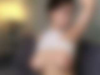 OnlyKira's Live Sex Cam Show