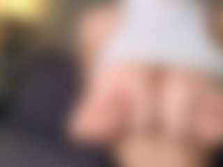 OnlyKira's Live Sex Cam Show