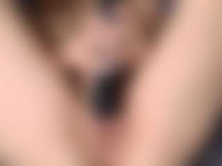 OnlyKira's Live Sex Cam Show