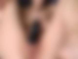 OnlyKira's Live Sex Cam Show