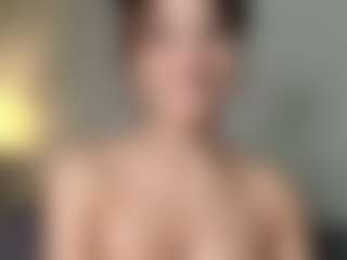 OnlyKira's Live Sex Cam Show