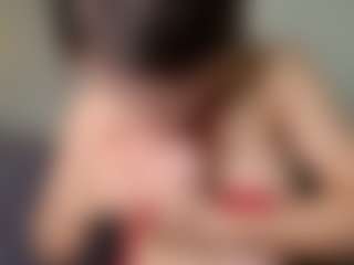 OnlyKira's Live Sex Cam Show