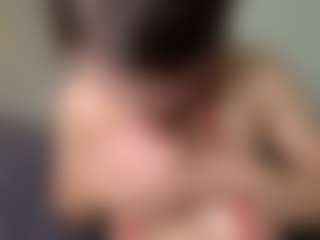 OnlyKira's Live Sex Cam Show