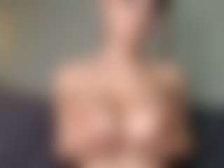 OnlyKira's Live Sex Cam Show