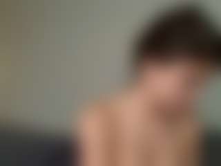 OnlyKira's Live Sex Cam Show