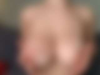 OnlyKira's Live Sex Cam Show