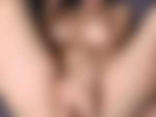OnlyKira's Live Sex Cam Show