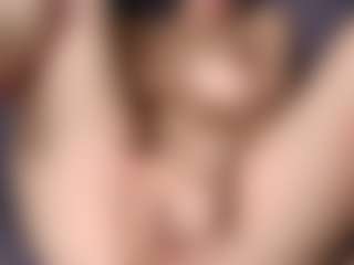 OnlyKira's Live Sex Cam Show