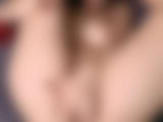 OnlyKira's Live Sex Cam Show