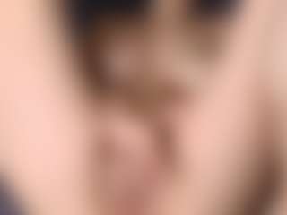 OnlyKira's Live Sex Cam Show