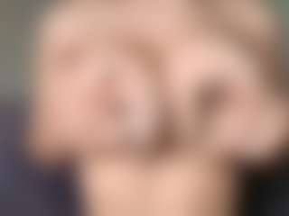 OnlyKira's Live Sex Cam Show