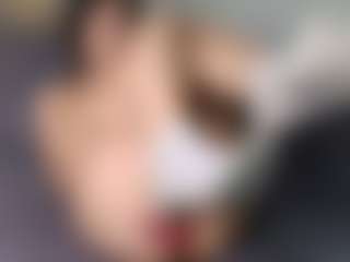 OnlyKira's Live Sex Cam Show