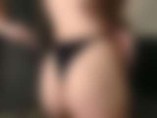 OnlyKira's Live Sex Cam Show