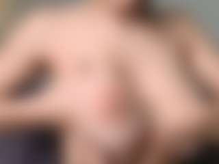 OnlyKira's Live Sex Cam Show
