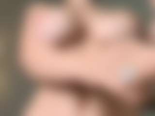 OnlyKira's Live Sex Cam Show
