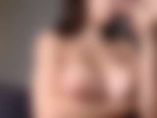 OnlyKira's Live Sex Cam Show