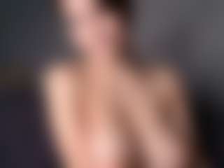 OnlyKira's Live Sex Cam Show