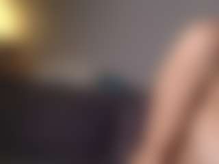 OnlyKira's Live Sex Cam Show