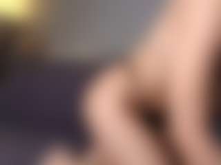OnlyKira's Live Sex Cam Show