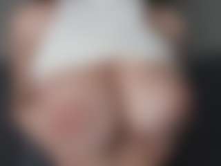 OnlyKira's Live Sex Cam Show