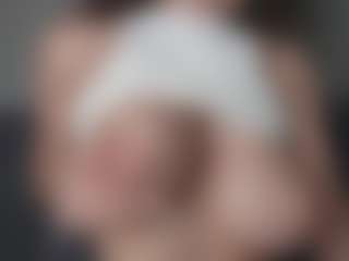 OnlyKira's Live Sex Cam Show