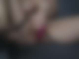 OnlyKira's Live Sex Cam Show