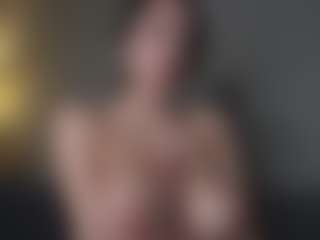 OnlyKira's Live Sex Cam Show