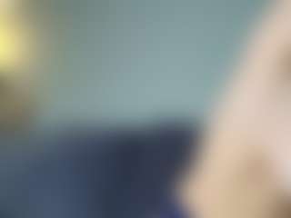 OnlyKira's Live Sex Cam Show