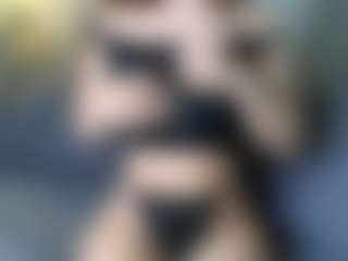 OnlyKira's Live Sex Cam Show
