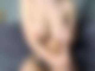 Live cam show with OnlyKira - Asshole on slutload