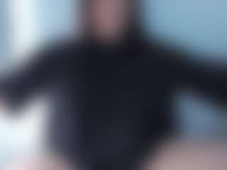 Live cam show with MiaCavalli - Cum On Pussy on AdultVida.com