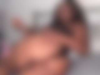 yourmamisilk's Live Sex Cam Show
