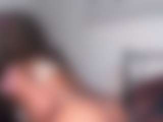 yourmamisilk's Live Sex Cam Show