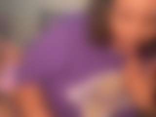 yourmamisilk's Live Sex Cam Show