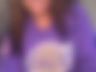 yourmamisilk's Live Sex Cam Show