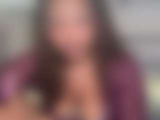yourmamisilk's Live Sex Cam Show