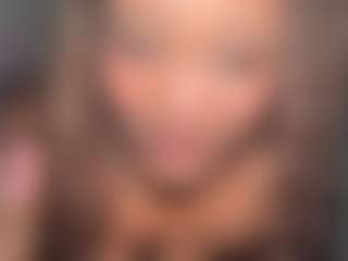 yourmamisilk's Live Sex Cam Show