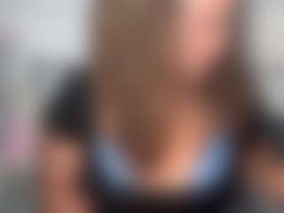 yourmamisilk's Live Sex Cam Show