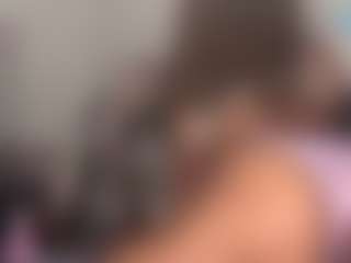 yourmamisilk's Live Sex Cam Show