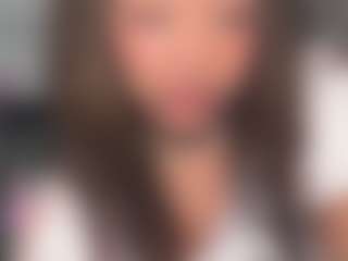 yourmamisilk's Live Sex Cam Show