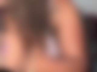 Live cam show with yourmamisilk - BBW on live18s.com