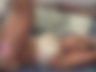 yourmamisilk's Live Sex Cam Show