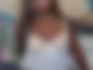 Live cam show with yourmamisilk - Sexy on studioflirtlive.com