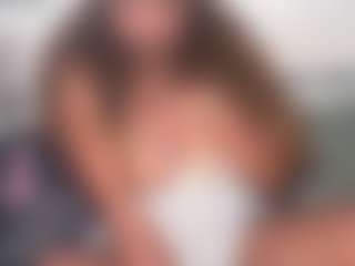 yourmamisilk's Live Sex Cam Show