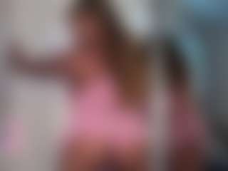 yourmamisilk's Live Sex Cam Show