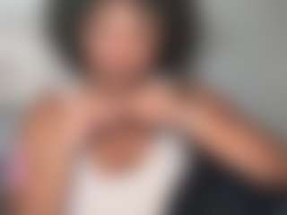 yourmamisilk's Live Sex Cam Show