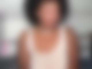 Live cam show with yourmamisilk - Black BBW on camwithhim.com