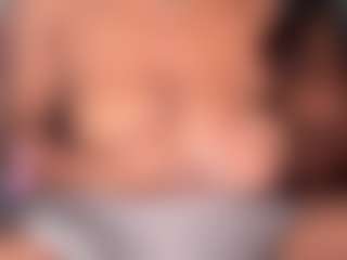 yourmamisilk's Live Sex Cam Show