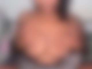 yourmamisilk's Live Sex Cam Show