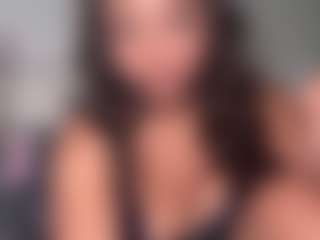 yourmamisilk's Live Sex Cam Show